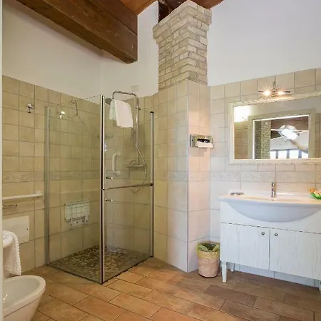 Il Cascinale Фермерский дом